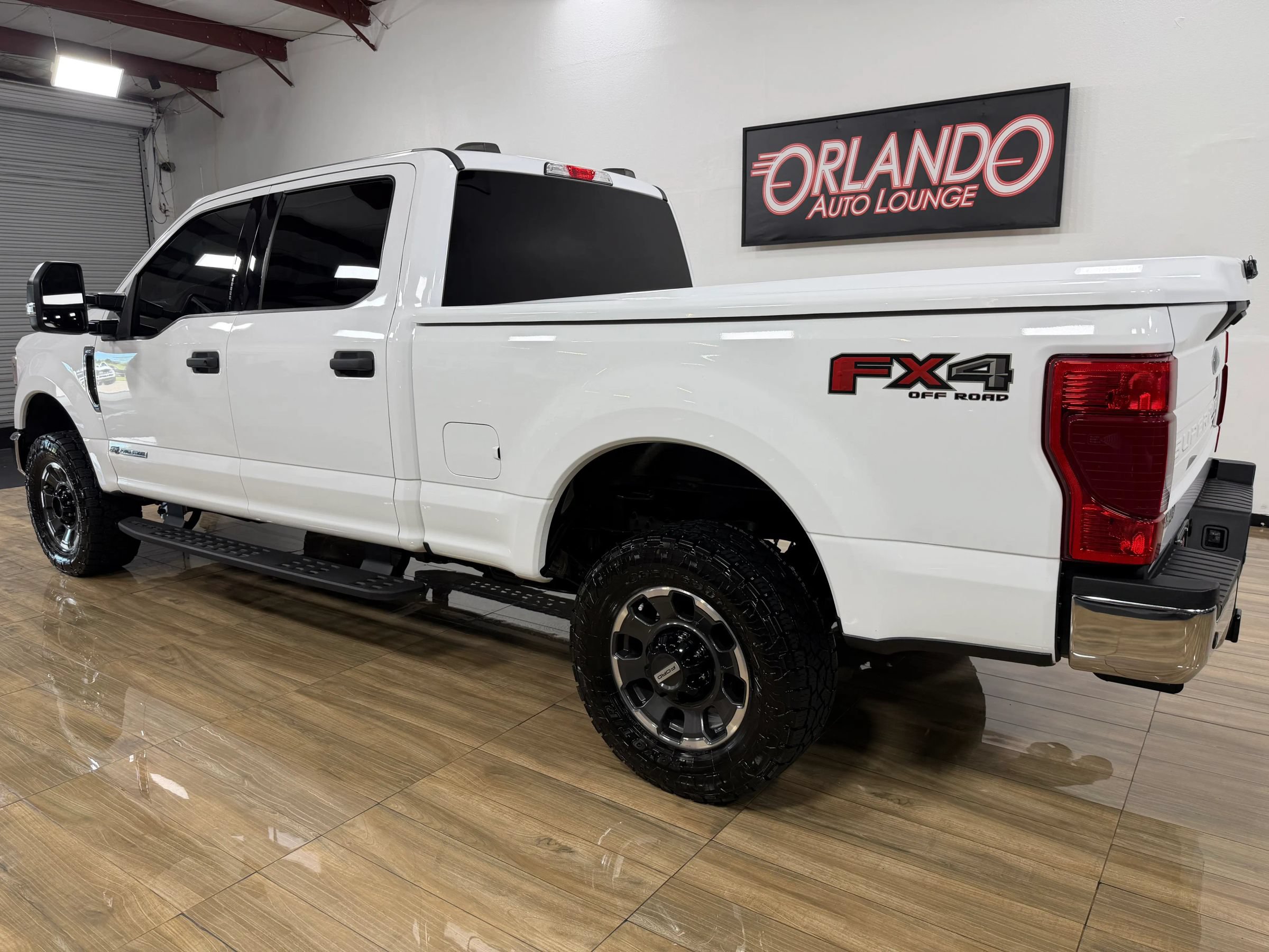 Used 2022 Ford F250 XLT w/ XLT Value Package AWD/4WD image 11