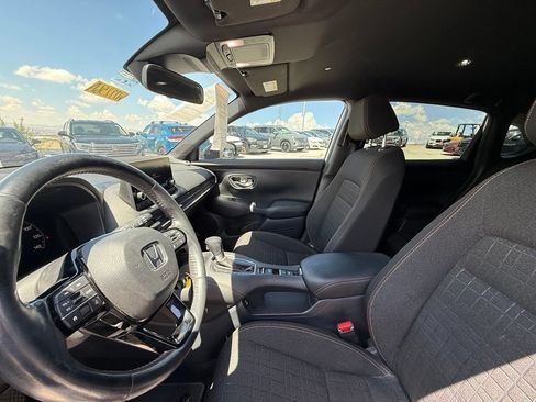 Used 2024 Honda HR-V Sport image 14