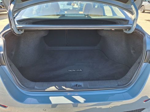 Used 2024 Nissan Sentra SV w/ SV Premium Package image 26