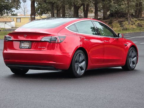Used 2020 Tesla Model 3 Long Range image 4