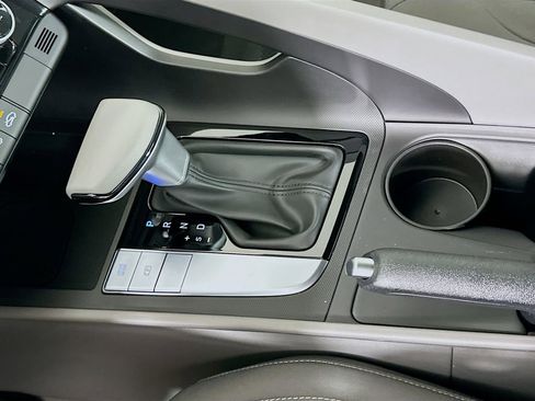 New 2026 Hyundai Elantra Sport image 14