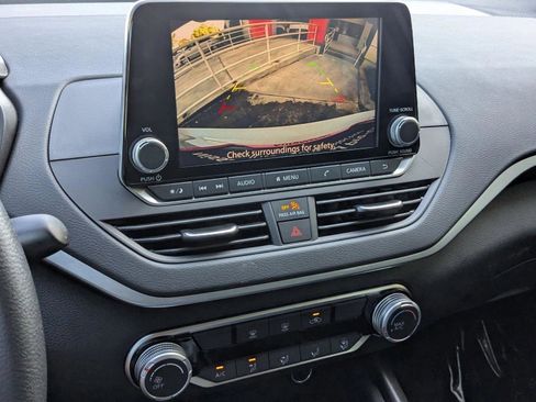 Certified 2025 Nissan Altima 2.5 S FWD image 14