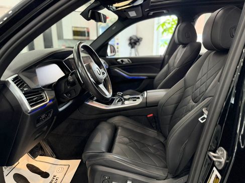 Used 2023 BMW X5 xDrive40i w/ M Sport Package AWD/4WD image 13