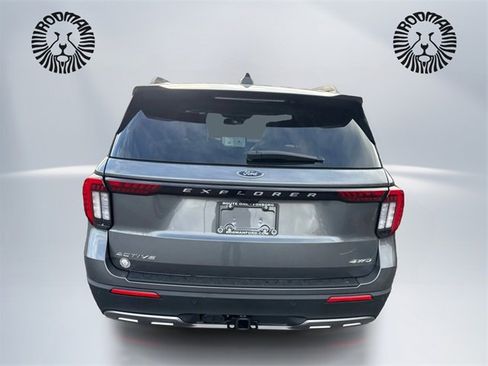 New 2026 Ford Explorer Active w/ Active Comfort Package image 6