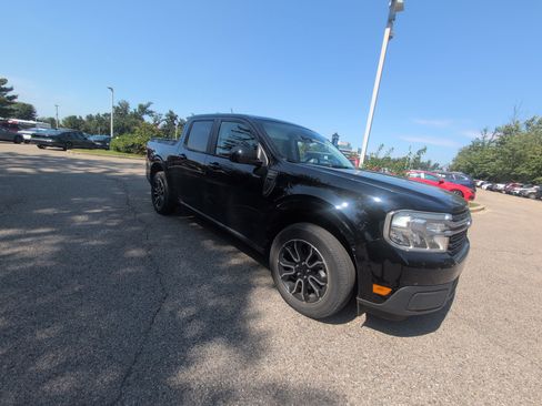 Used 2022 Ford Maverick Lariat w/ Equipment Group 500A Standard AWD/4WD image 12