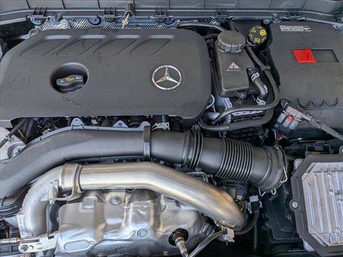 New 2026 Mercedes-Benz GLB 250 image 16