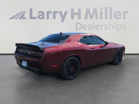 Used 2023 Dodge Challenger SRT Hellcat image 5