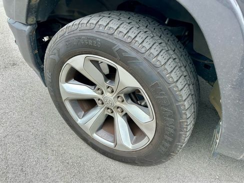 Used 2019 RAM 1500 Limited AWD/4WD image 9