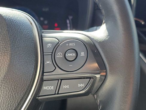 Certified 2026 Toyota Corolla Cross LE FWD image 30