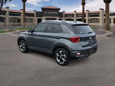 New 2026 Hyundai Venue SEL FWD image 6