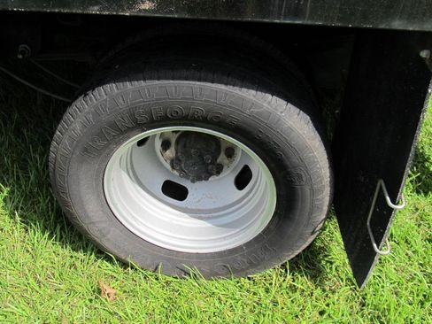 Used 2017 Ford F350 XL w/ Power Equipment Group image 18