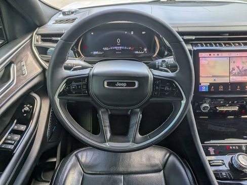 Used 2023 Jeep Grand Cherokee L Overland w/ Rear Seat Video Group I AWD/4WD image 13