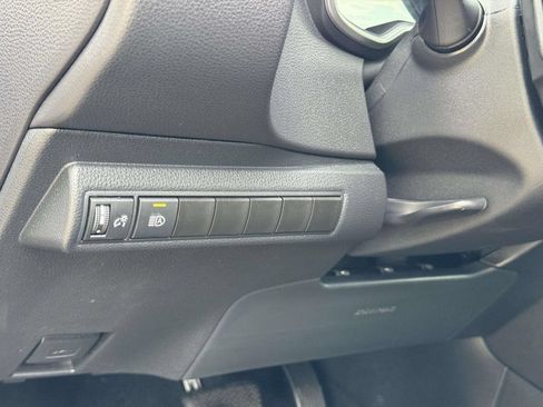 Used 2024 Toyota Corolla XSE FWD image 10