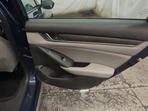 Used 2019 Honda Accord EX-L image 24