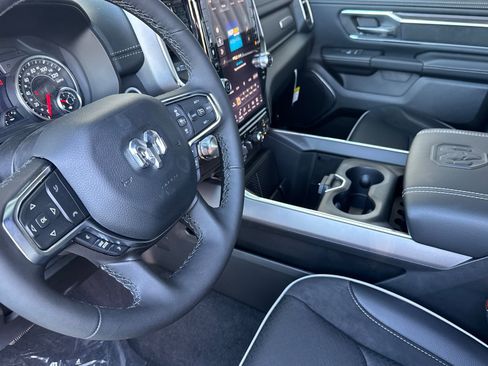 New 2026 RAM 1500 Laramie AWD/4WD image 9