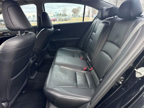 Used 2016 Honda Accord Touring image 26