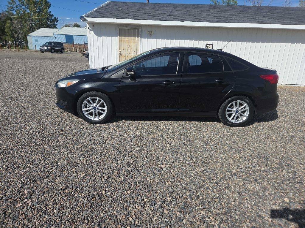 Used 2015 Ford Focus SE FWD image 3