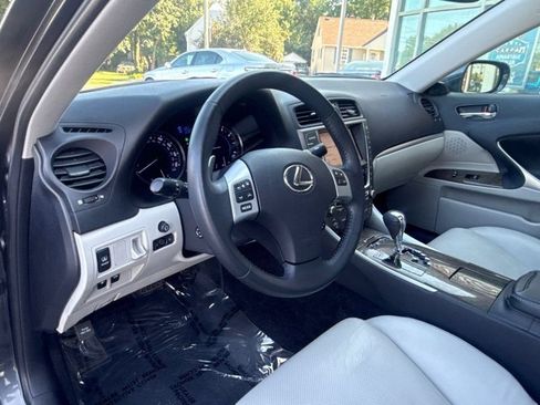 Used 2011 Lexus IS 250 AWD w/ Luxury Plus Value Edition image 10
