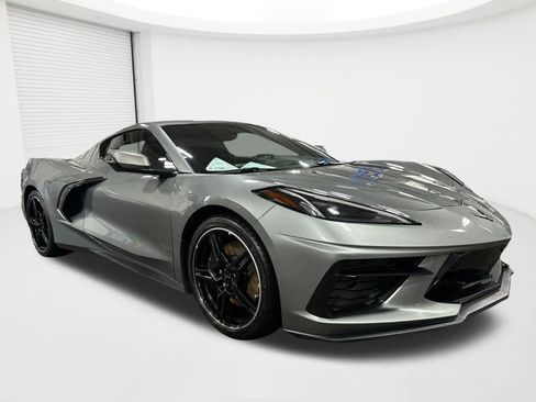 Used 2023 Chevrolet Corvette Stingray Premium Cpe w/ Z51 Performance Package RWD image 3