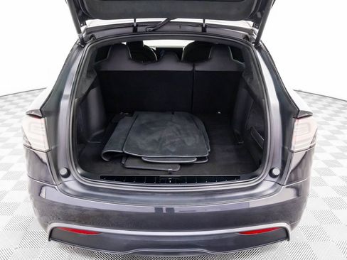 Used 2024 Tesla Model X Base image 29