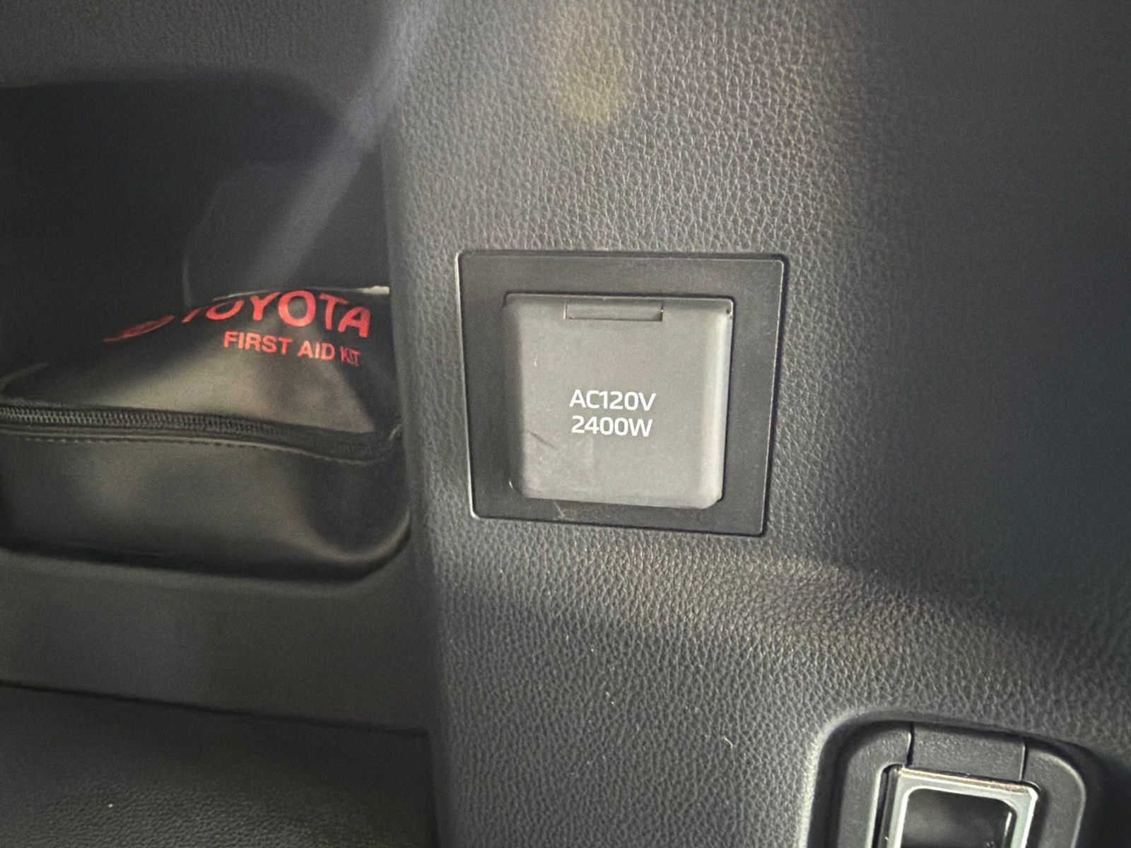 Used 2025 Toyota 4Runner TRD Off-Road AWD/4WD image 12