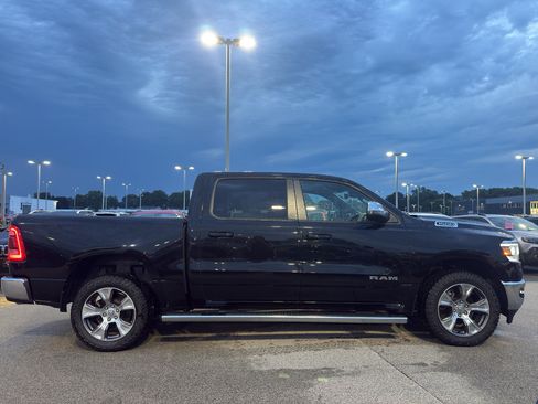 Used 2023 RAM 1500 Laramie AWD/4WD image 4