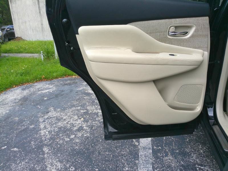 Used 2019 Nissan Murano SL FWD image 24