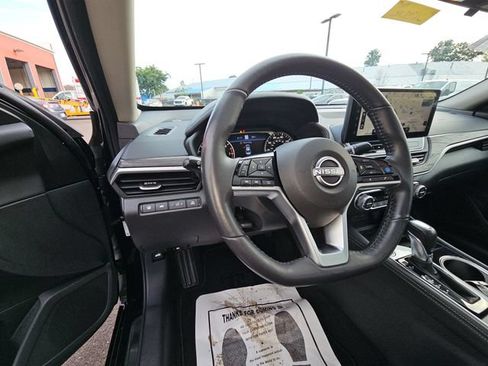 Used 2024 Nissan Altima 2.5 SL AWD/4WD image 36