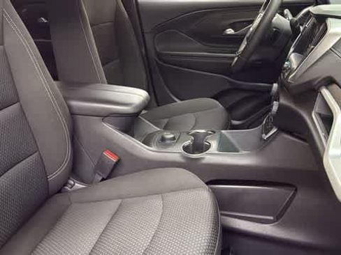 Used 2024 GMC Terrain SLE w/ Elevation Edition AWD/4WD image 34
