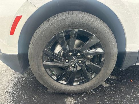 Certified 2024 Chevrolet Equinox LS w/ Sport Edition FWD image 8