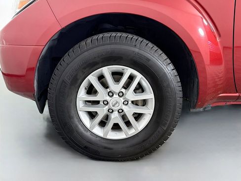Used 2016 Nissan Frontier SV image 27