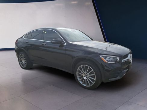 Used 2022 Mercedes-Benz GLC 300 4MATIC Coupe image 7