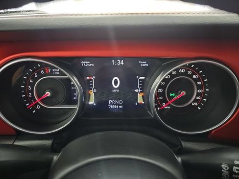 Used 2018 Jeep Wrangler Unlimited Rubicon AWD/4WD image 15