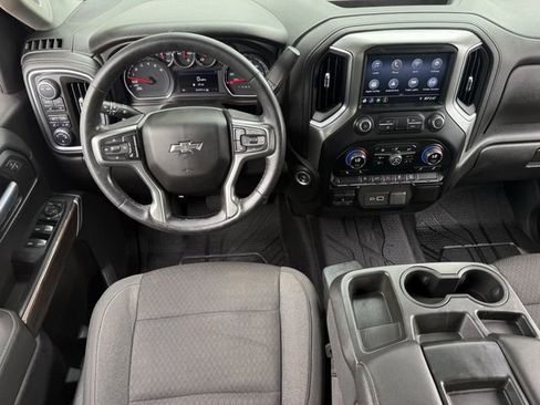 Used 2021 Chevrolet Silverado 1500 RST w/ Z71 Off-Road Package AWD/4WD image 15