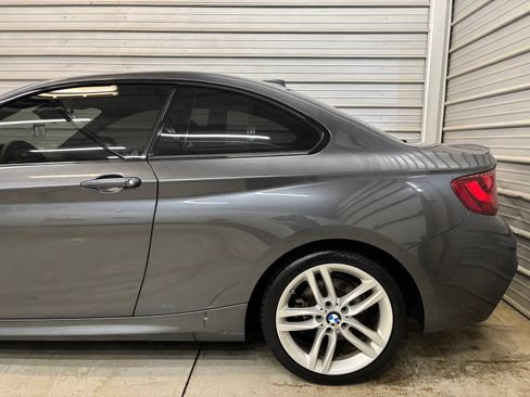 Used 2017 BMW 230i xDrive Coupe AWD/4WD image 5