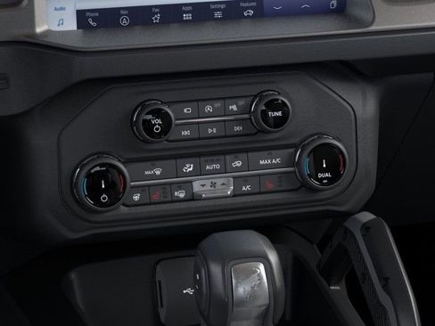 New 2025 Ford Bronco Badlands image 17