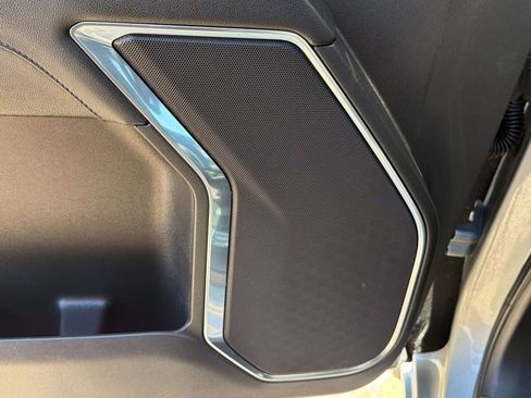 Used 2023 GMC Sierra 1500 Elevation image 23