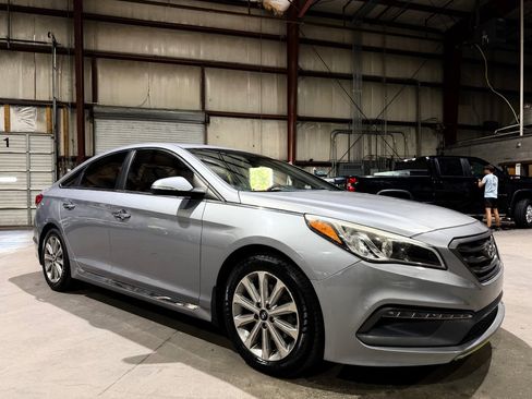 Used 2017 Hyundai Sonata Limited FWD image 1