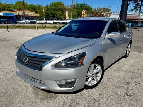 Used 2014 Nissan Altima 2.5 S image 2