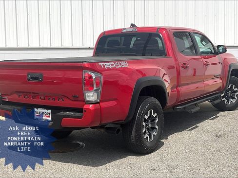 Used 2022 Toyota Tacoma TRD Off-Road w/ Technology Package AWD/4WD image 17
