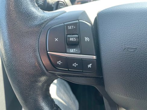 Used 2020 Ford Explorer XLT w/ Comfort Package AWD/4WD image 17