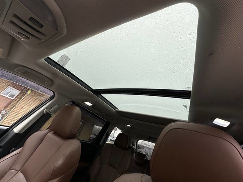 Used 2019 Subaru Ascent Touring image 16