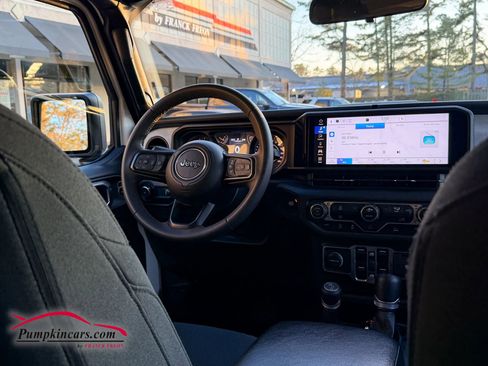 Used 2024 Jeep Wrangler Unlimited Sport image 10