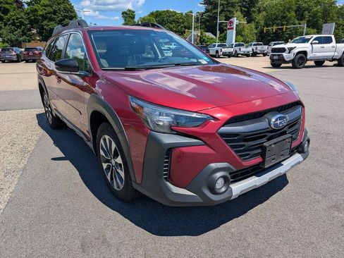 Used 2024 Subaru Outback Limited AWD/4WD image 8