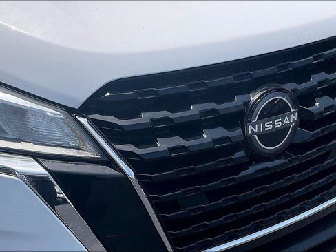 Used 2023 Nissan Kicks SV FWD image 29