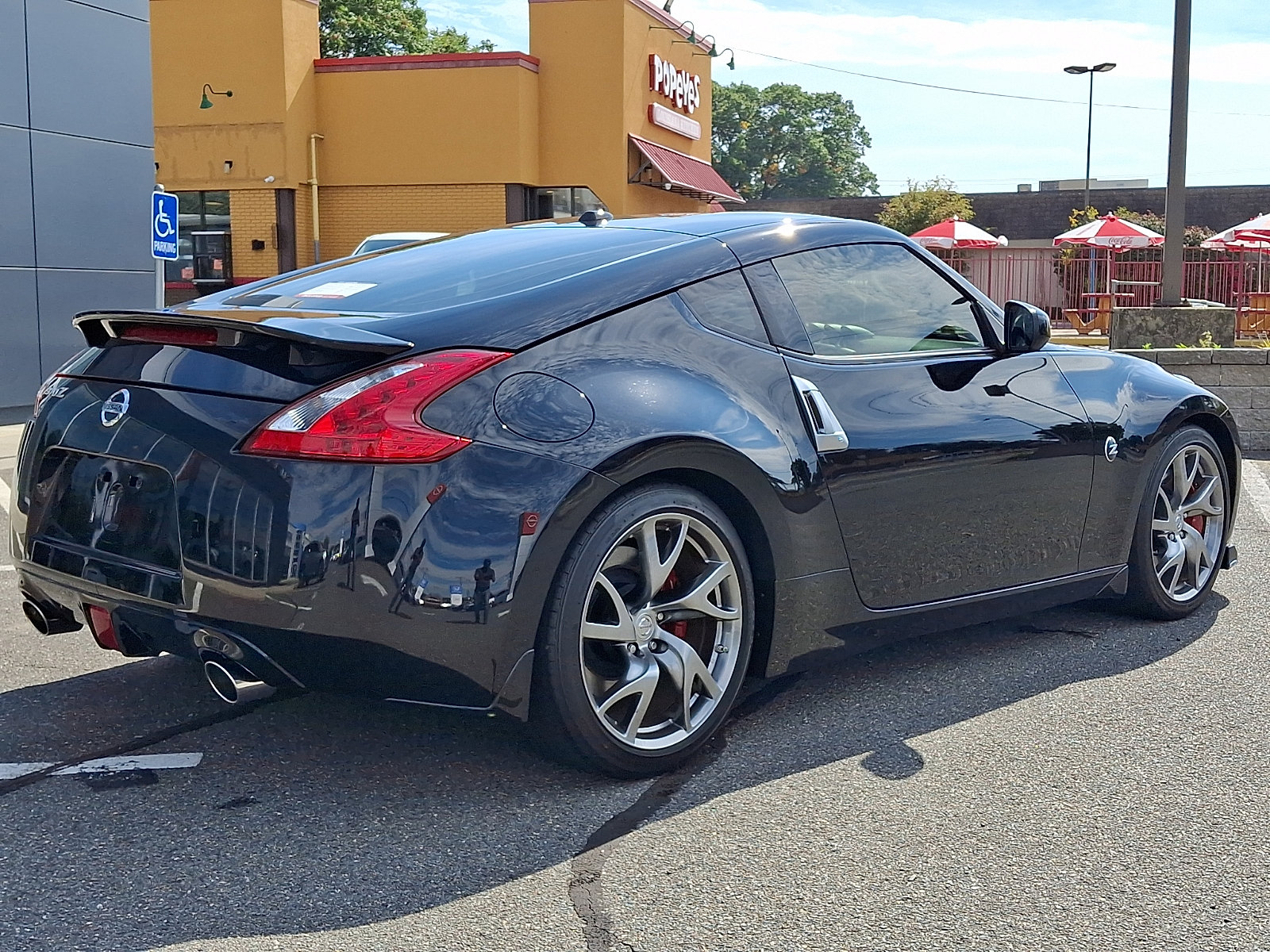 Used 2016 Nissan 370Z Coupe RWD image 7