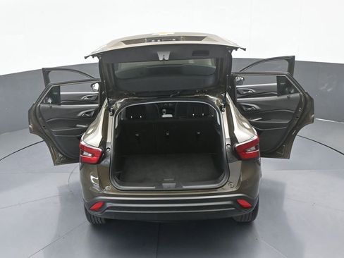 Used 2024 Chevrolet Trax LS w/ LS Convenience Package image 62