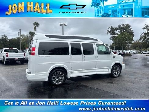New 2025 Chevrolet Express 2500 w/ Driver Convenience Package image 15