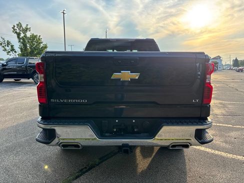 Used 2024 Chevrolet Silverado 1500 LT AWD/4WD image 6