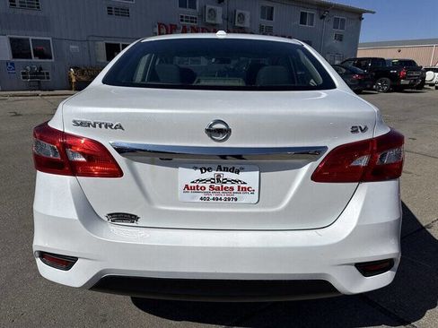 Used 2019 Nissan Sentra SV image 6